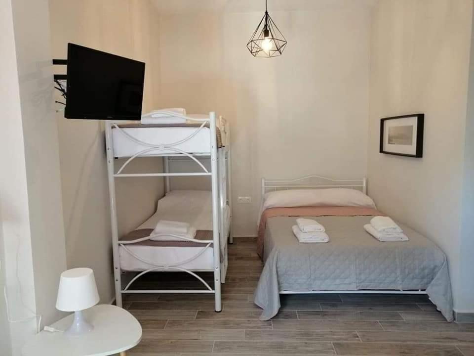Ethra Luxury Studios Asproválta Eksteriør bilde