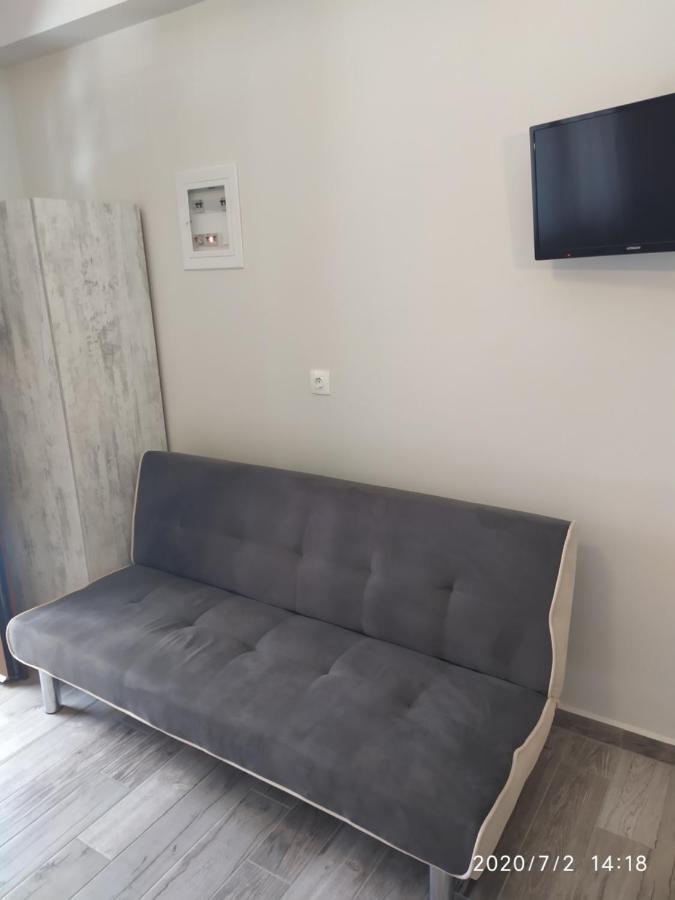 Ethra Luxury Studios Asproválta Eksteriør bilde